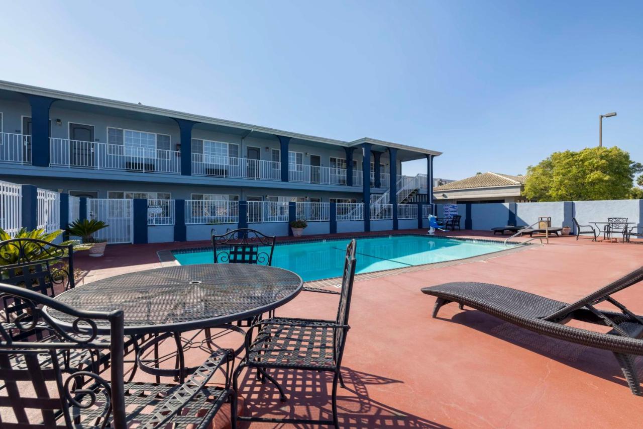 Best Western Orange Plaza