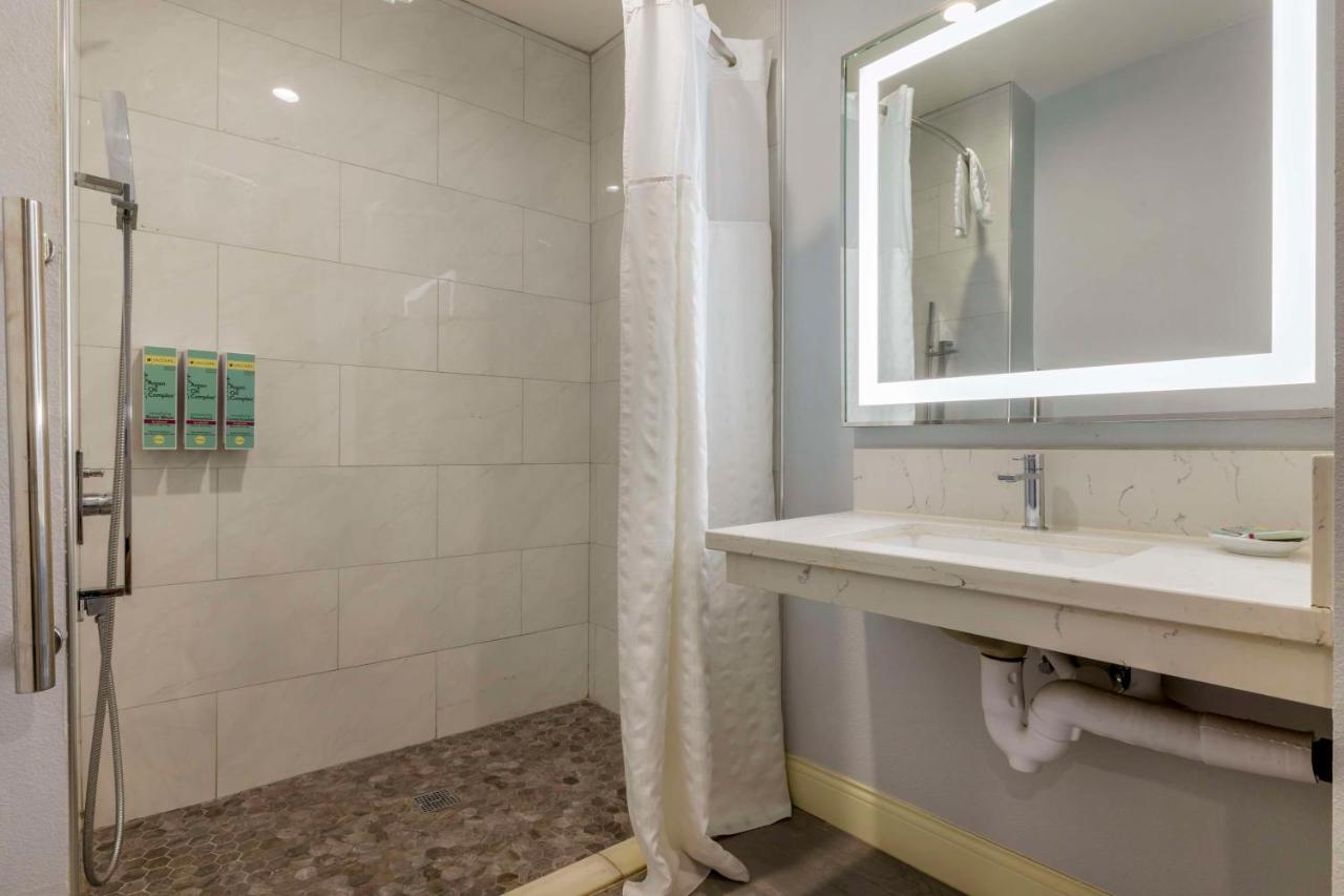 Best Western Orange Plaza
