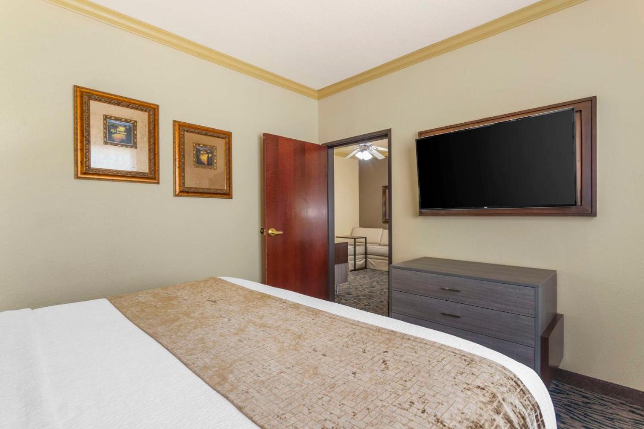 Superior King Suite at Best Western Plus Crown Colony Inn & Suites