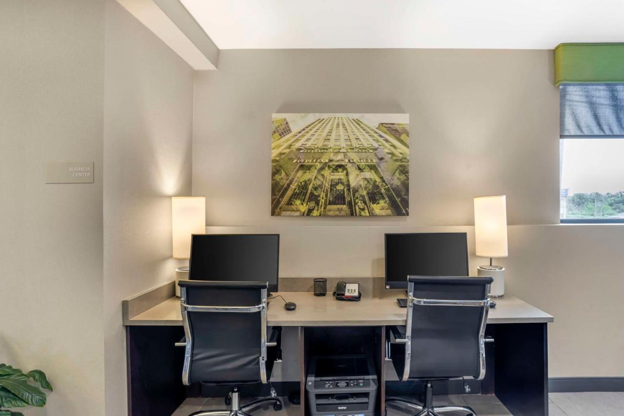| Best Western Plus Philadelphia-Pennsauken Hotel