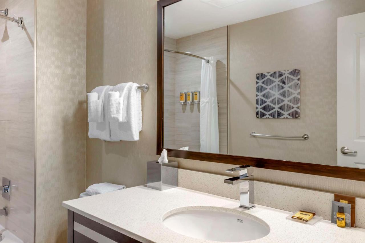 | Best Western Plus Philadelphia-Pennsauken Hotel