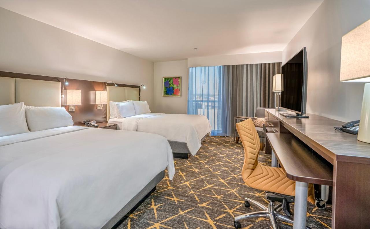 Premium Queen Room with Two Queen Beds - Hearing Accessible at Holiday Inn New Orleans - Downtown Superdome by IHG