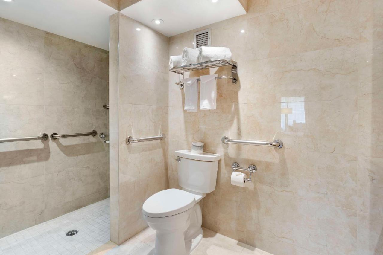 | Best Western Mill River Manor