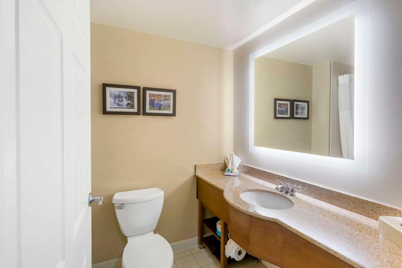 Queen Room with Two Queen Beds - Non-Smoking at Comfort Inn & Suites Jerome - Twin Falls