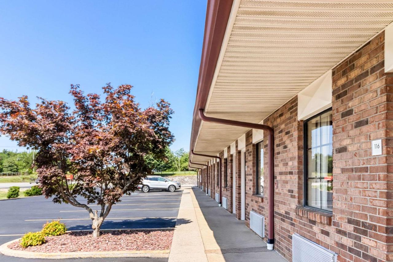 | Econo Lodge Russellville