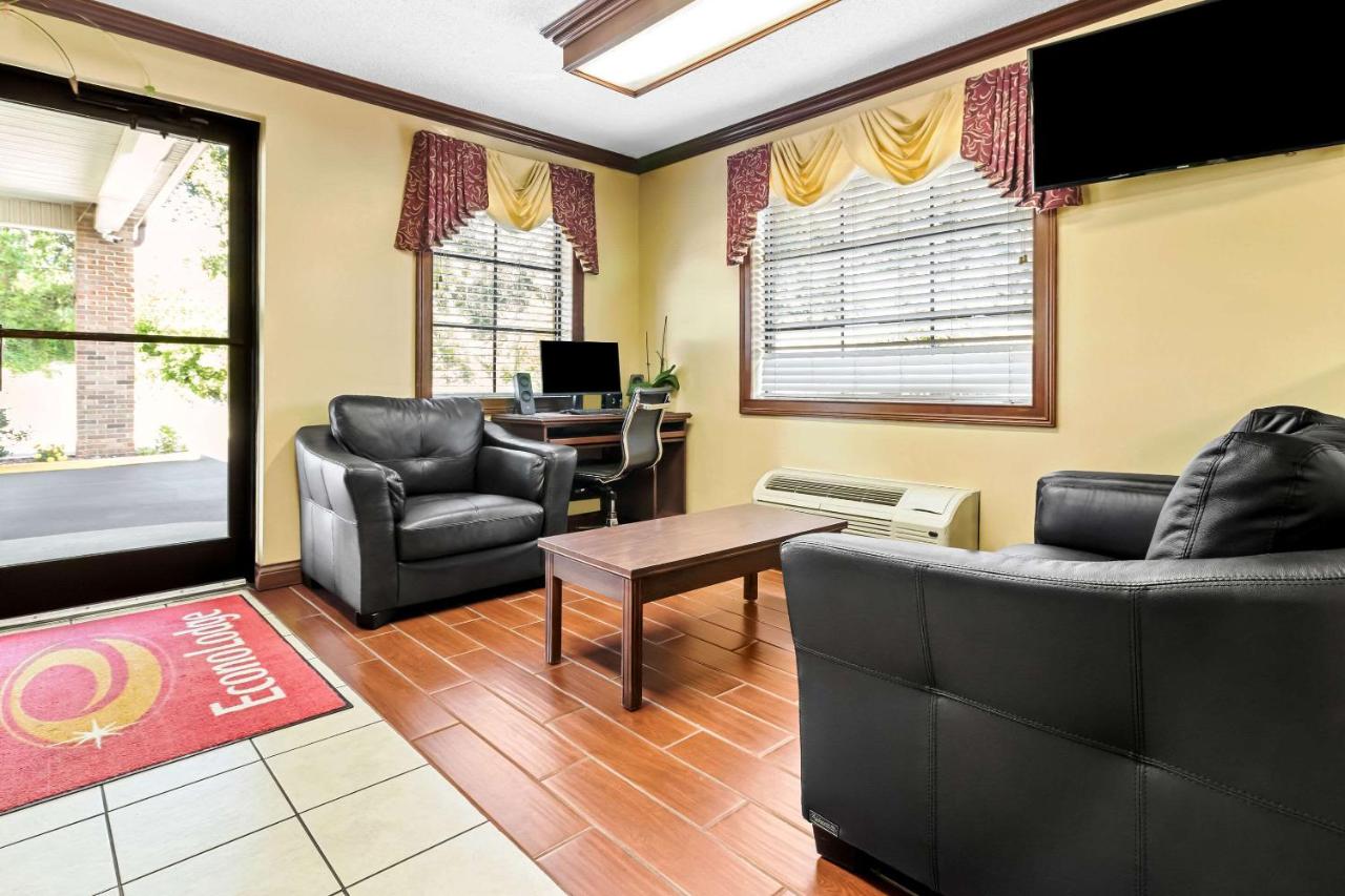 | Econo Lodge Russellville