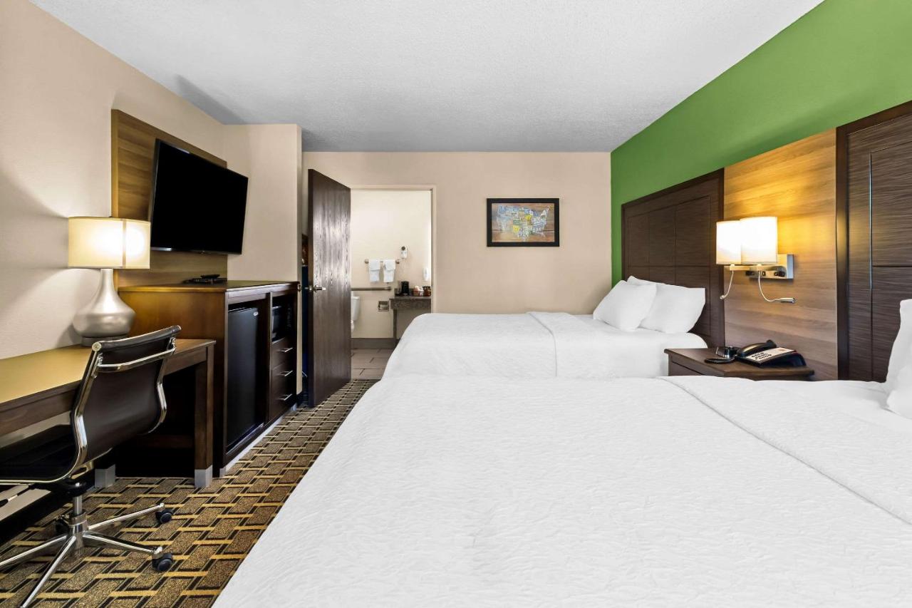 | Econo Lodge Russellville