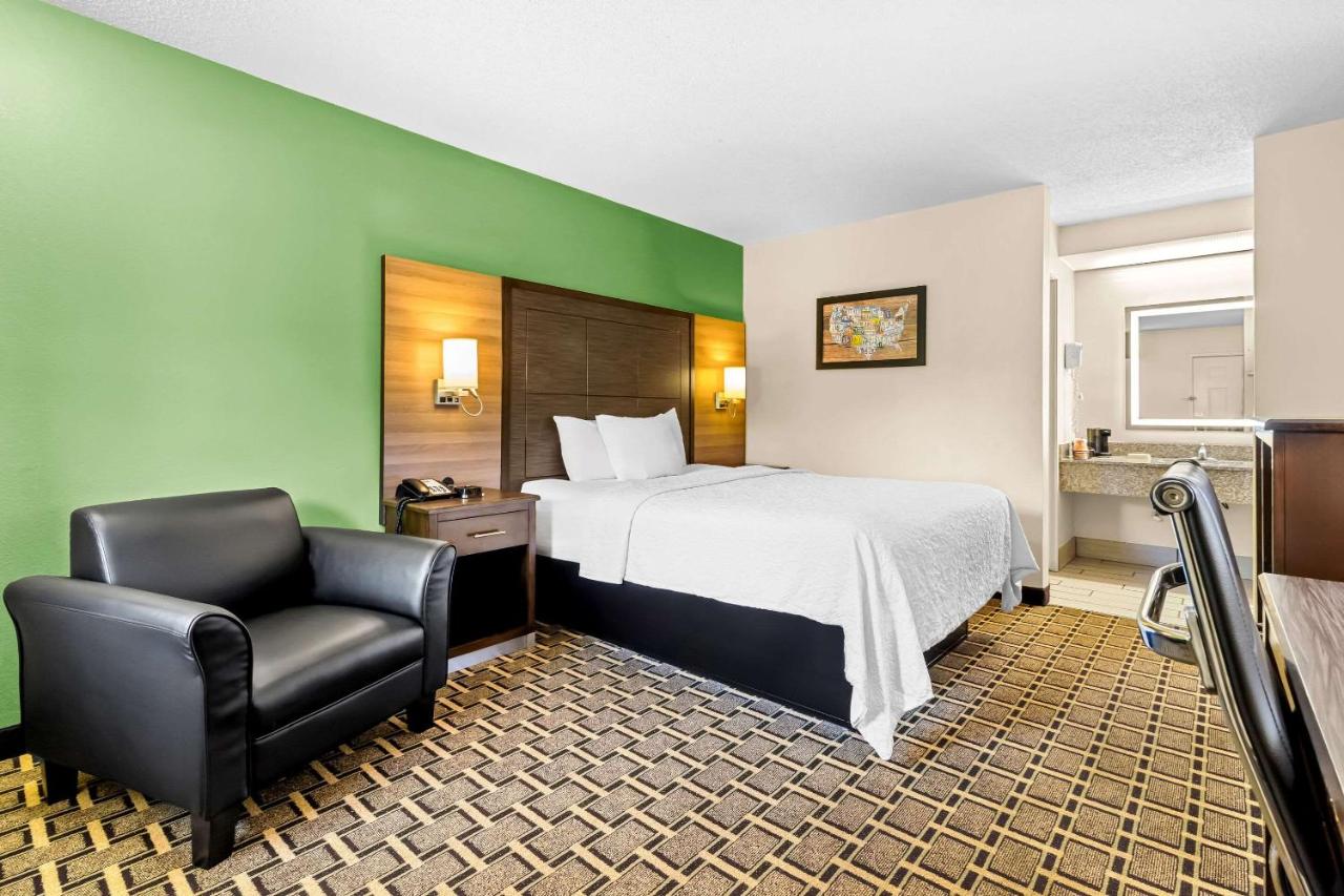 | Econo Lodge Russellville