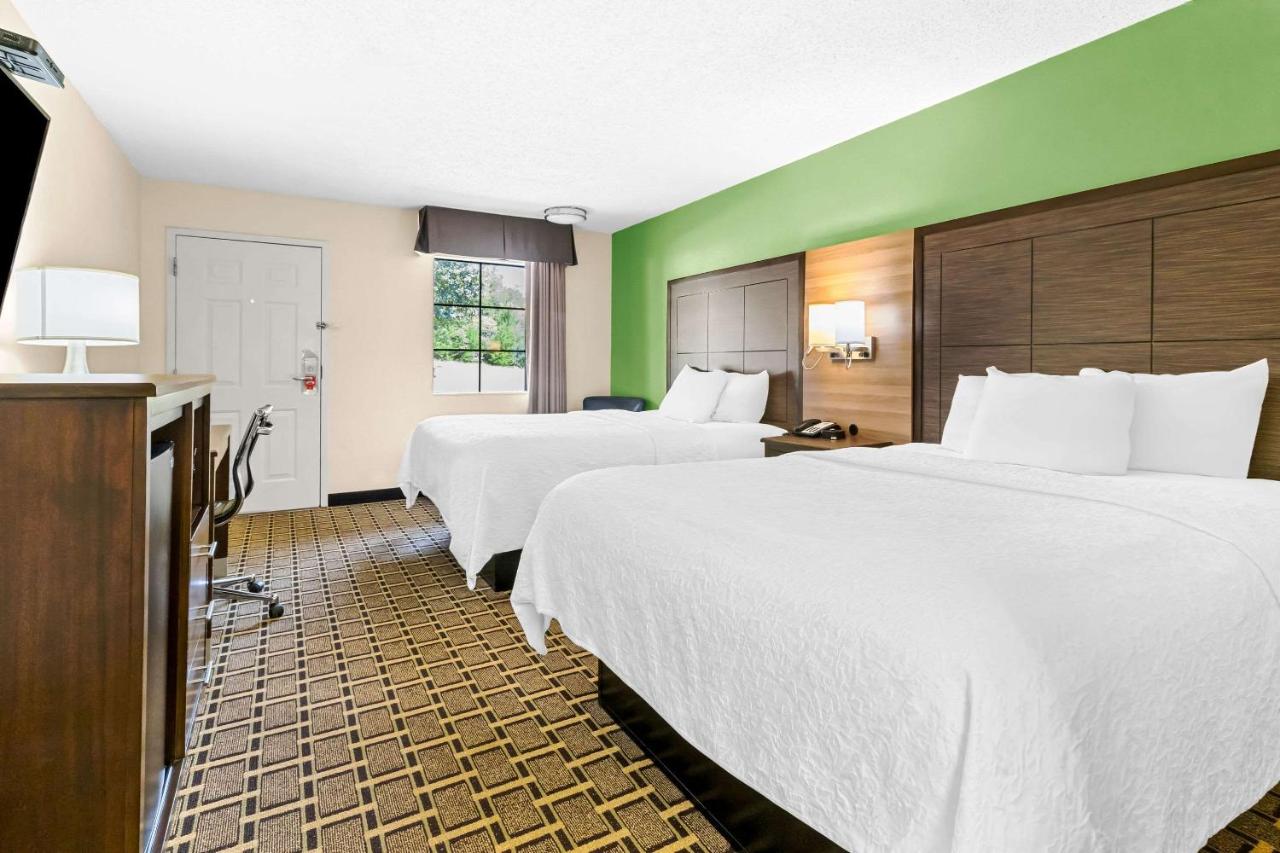 | Econo Lodge Russellville