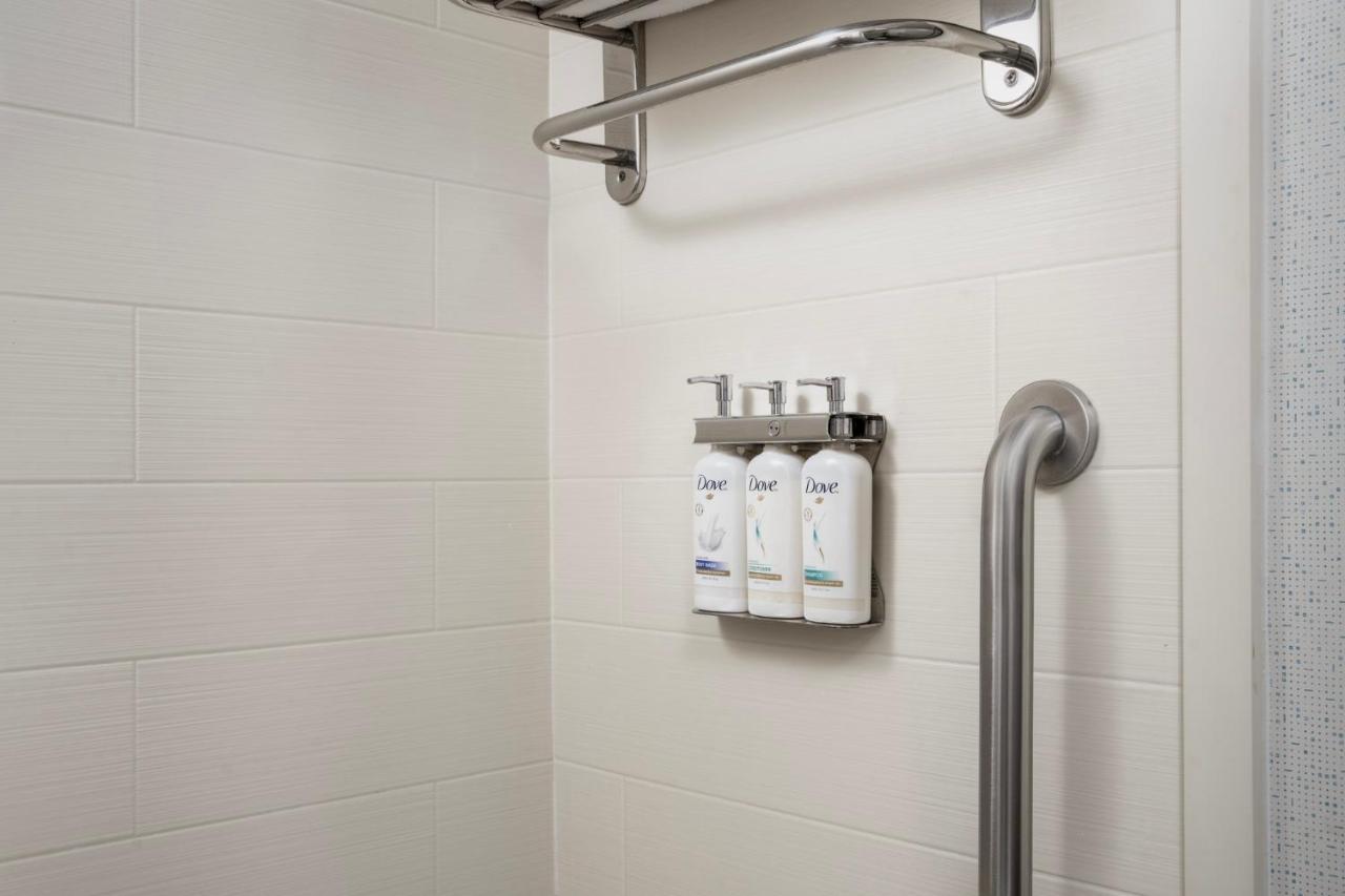 | Holiday Inn Express Saugus Logan Airport, an IHG Hotel