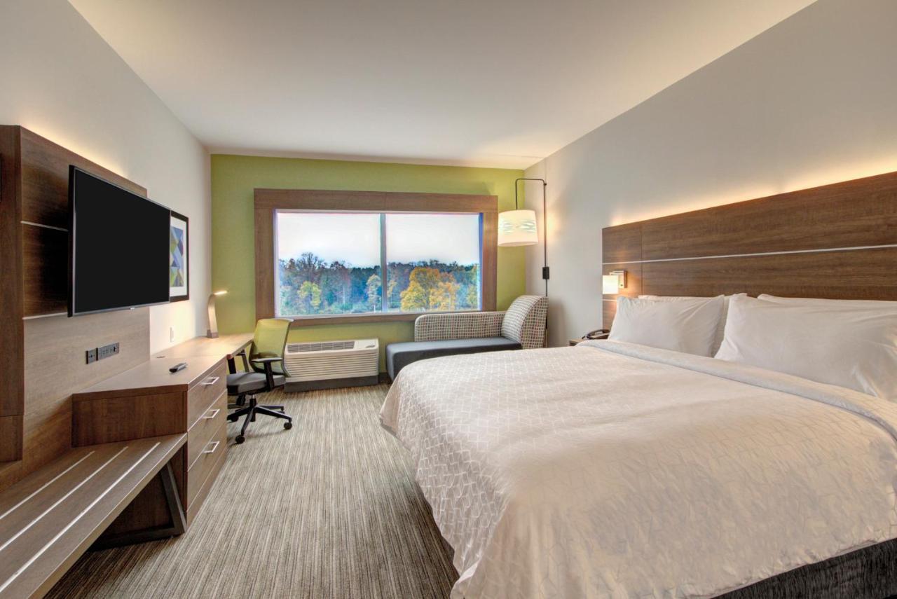  | Holiday Inn Express & Suites - Charlotte Southwest, an IHG Hotel