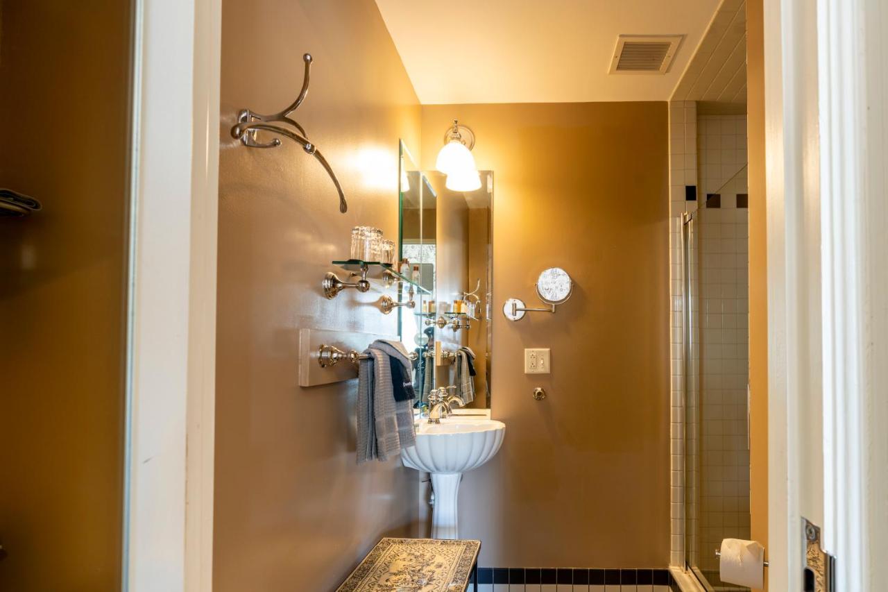 Standard Room at Inn on Broadway