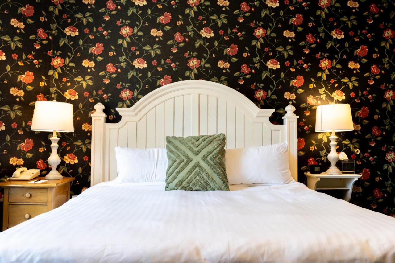 Standard Room at Inn on Broadway