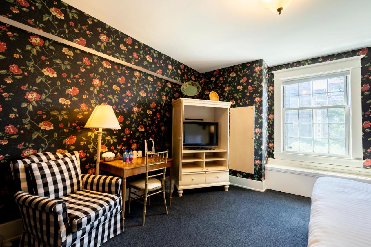 Standard Room at Inn on Broadway