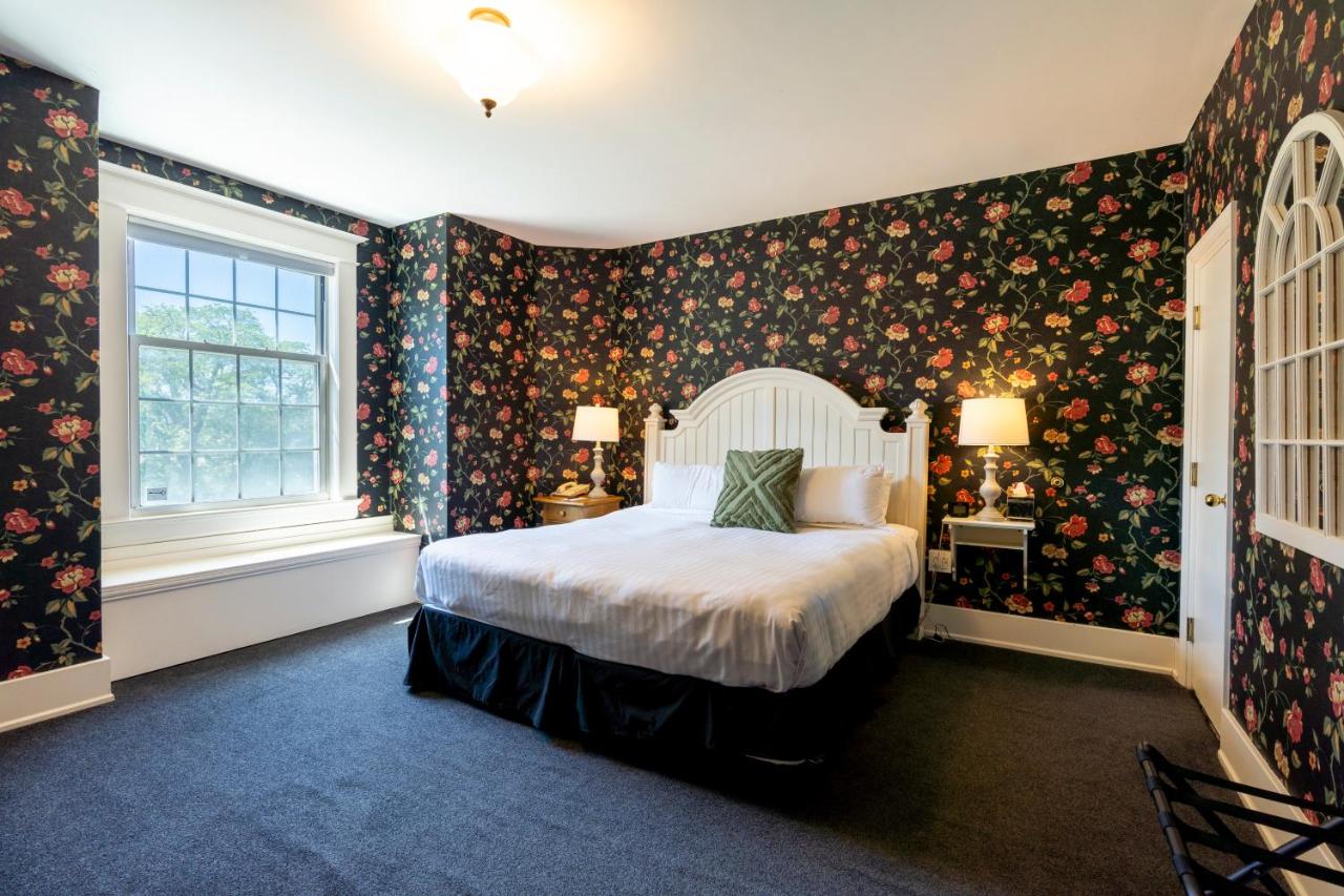 Standard Room at Inn on Broadway