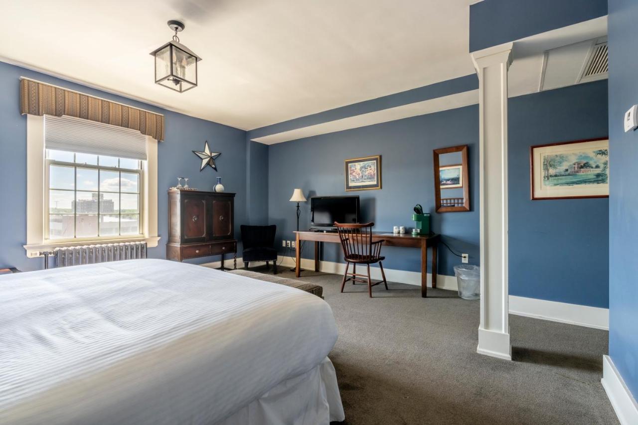 Standard Room at Inn on Broadway