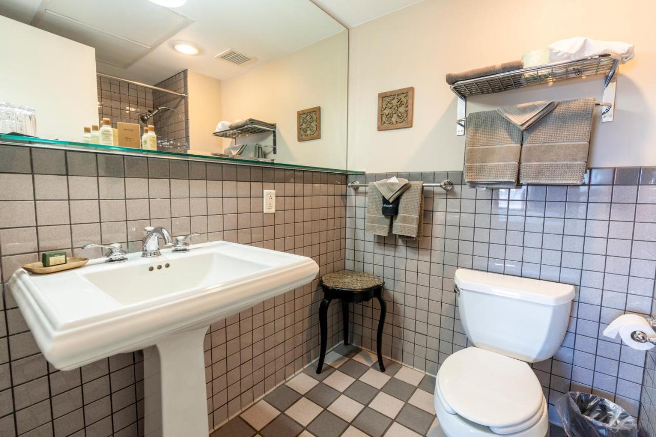 Standard Room at Inn on Broadway