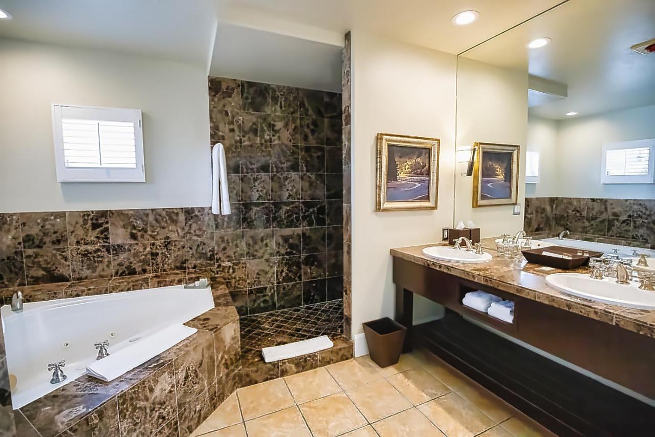 | Wine & Roses Hotel Restaurant Spa Lodi