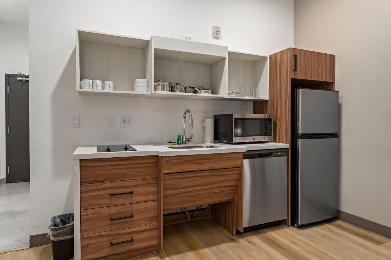| Americas Best Value Inn & Suites Port Arthur