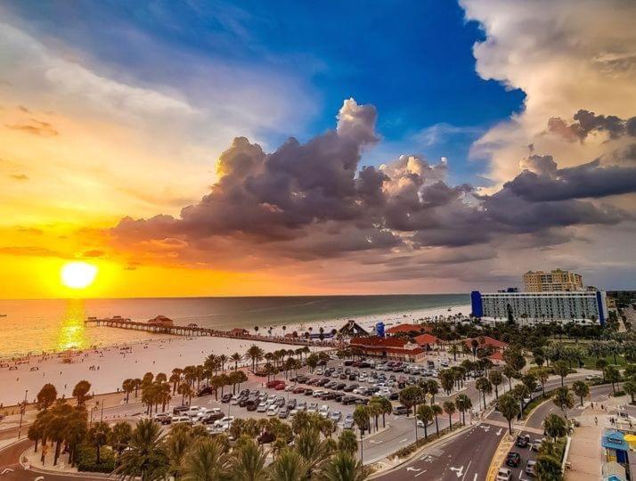 | Pier House 60 Clearwater Beach Marina Hotel