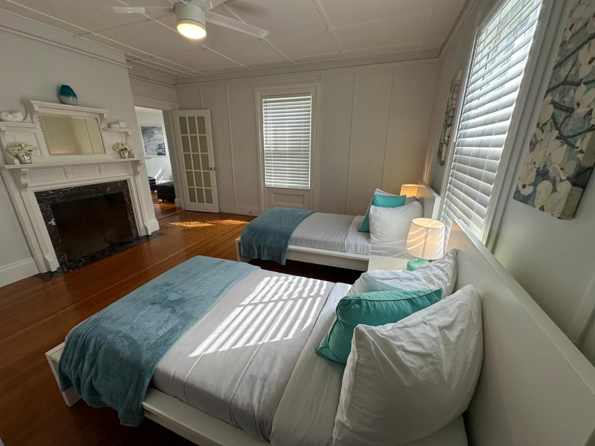 | Beautiful Home Historic Spring St