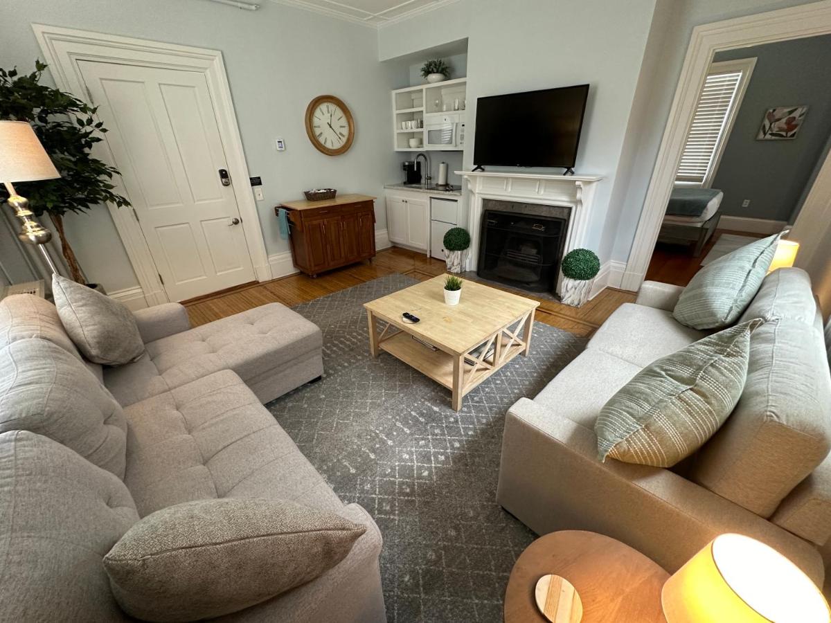 | Beautiful Home Historic Spring St