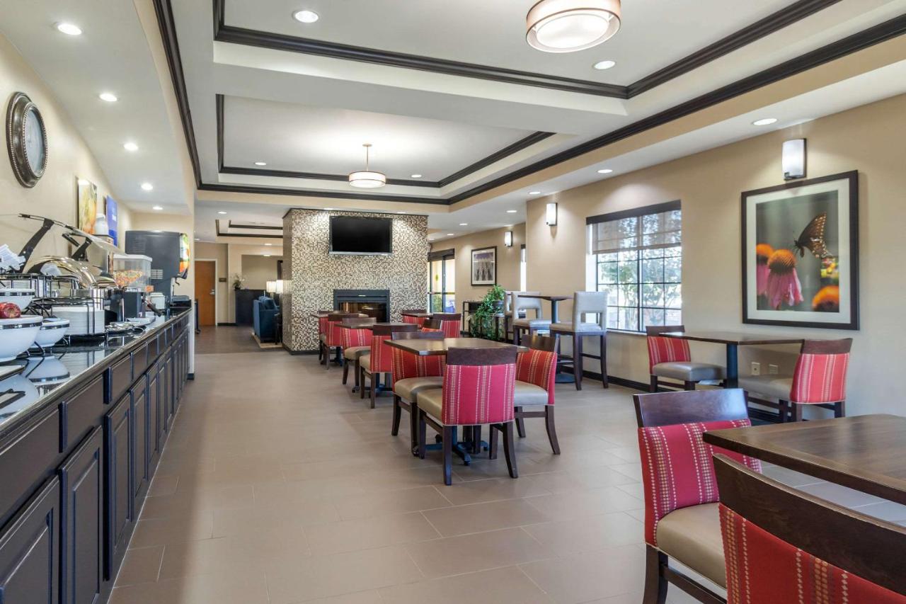  | Comfort Inn & Suites Glenpool