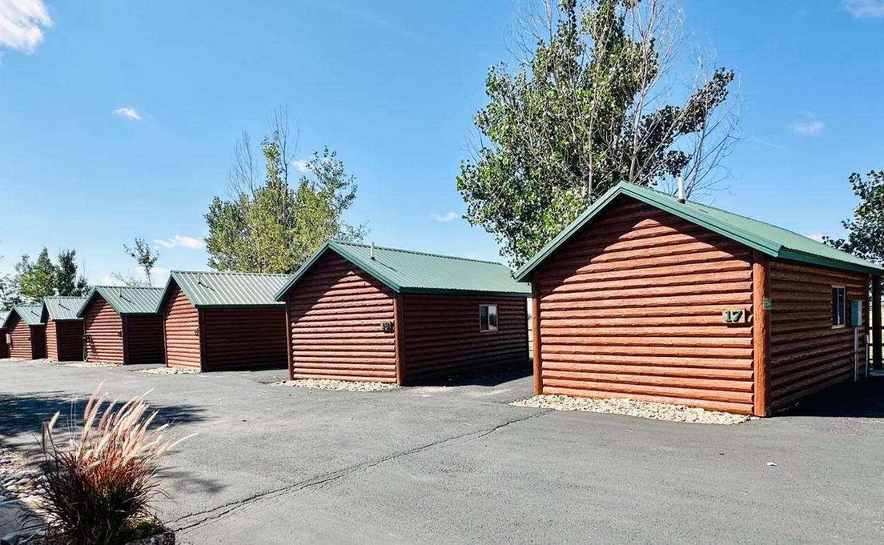 | Badlands Frontier Cabins