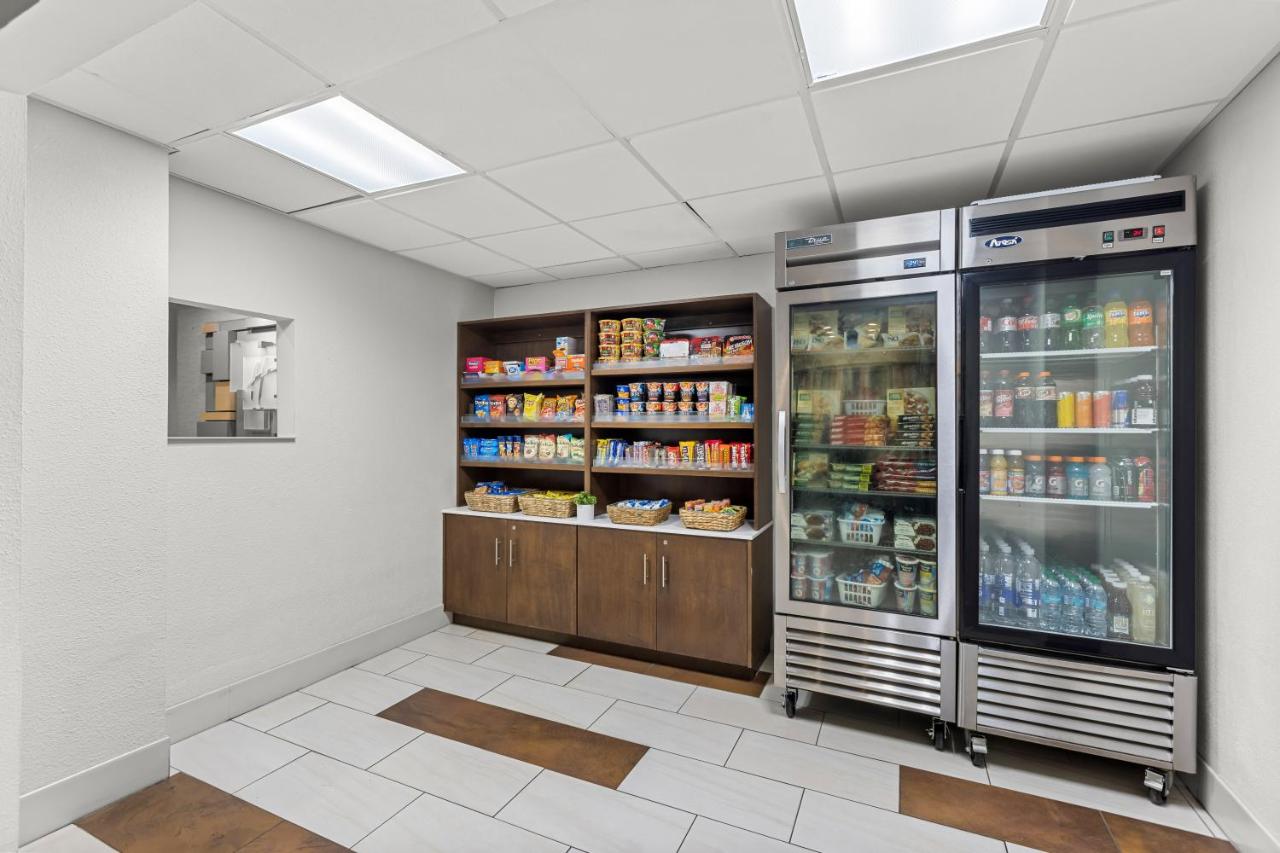  | Holiday Inn Express and Suites Savannah - Midtown, an IHG Hotel