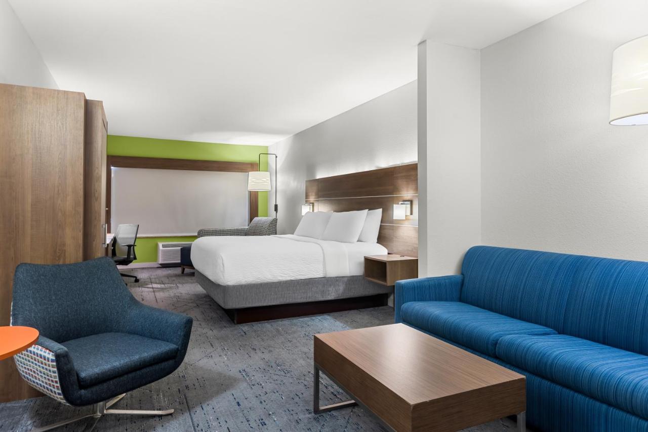 | Holiday Inn Express and Suites Savannah - Midtown, an IHG Hotel