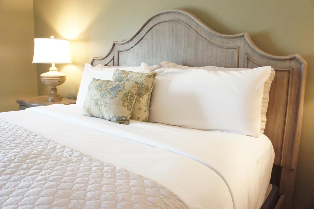 | Magnolia Creek Lodge