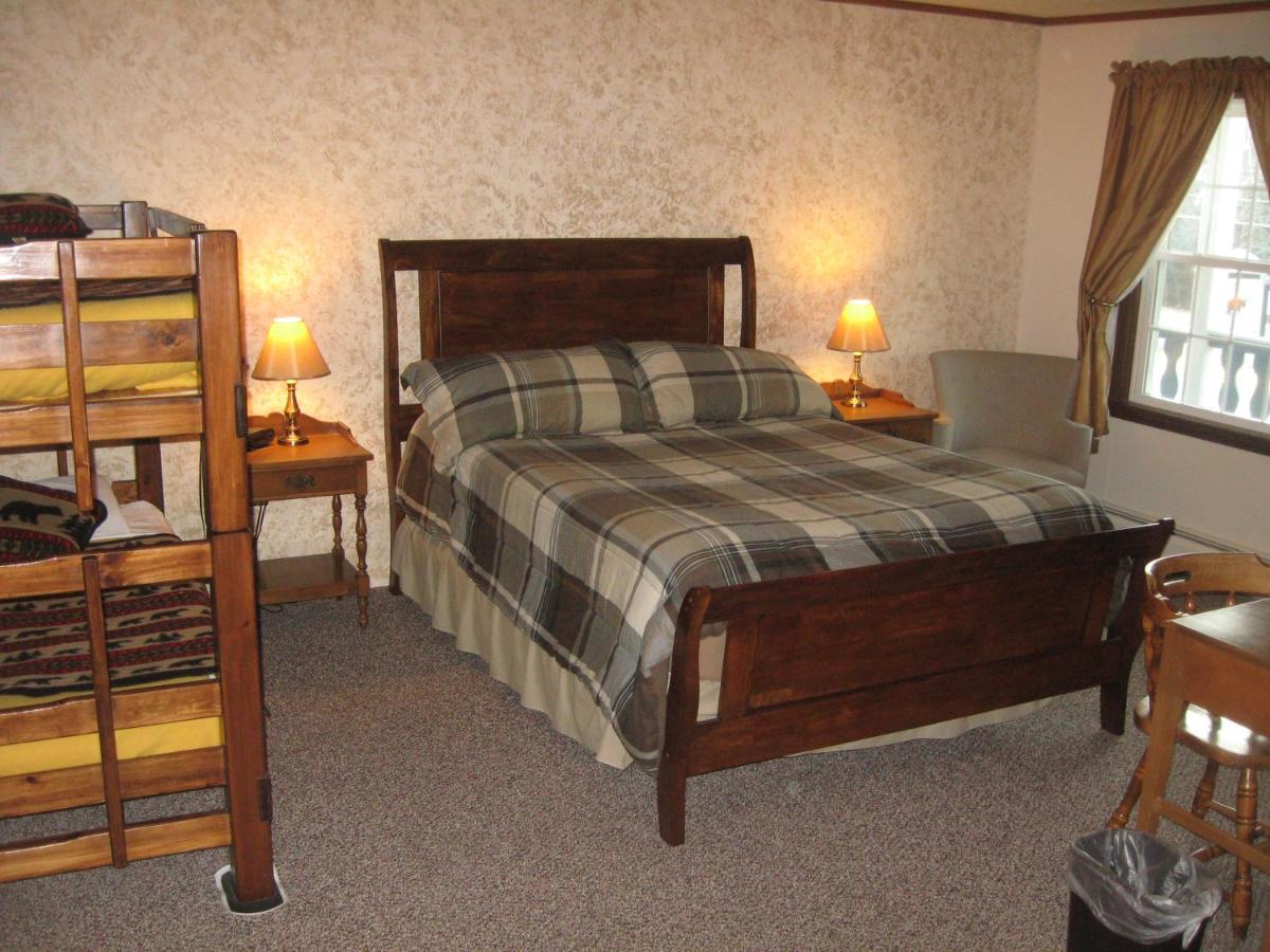 | Big Bears Lodge