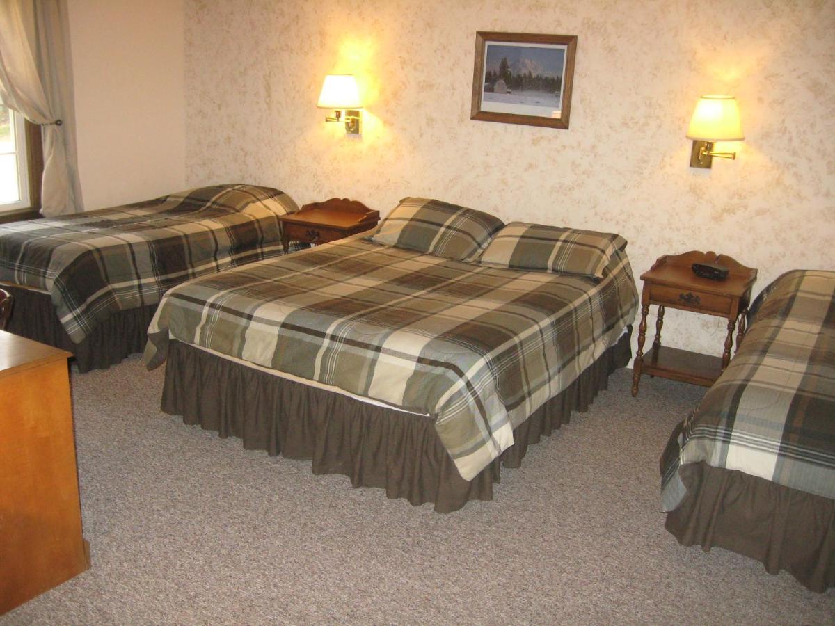 | Big Bears Lodge