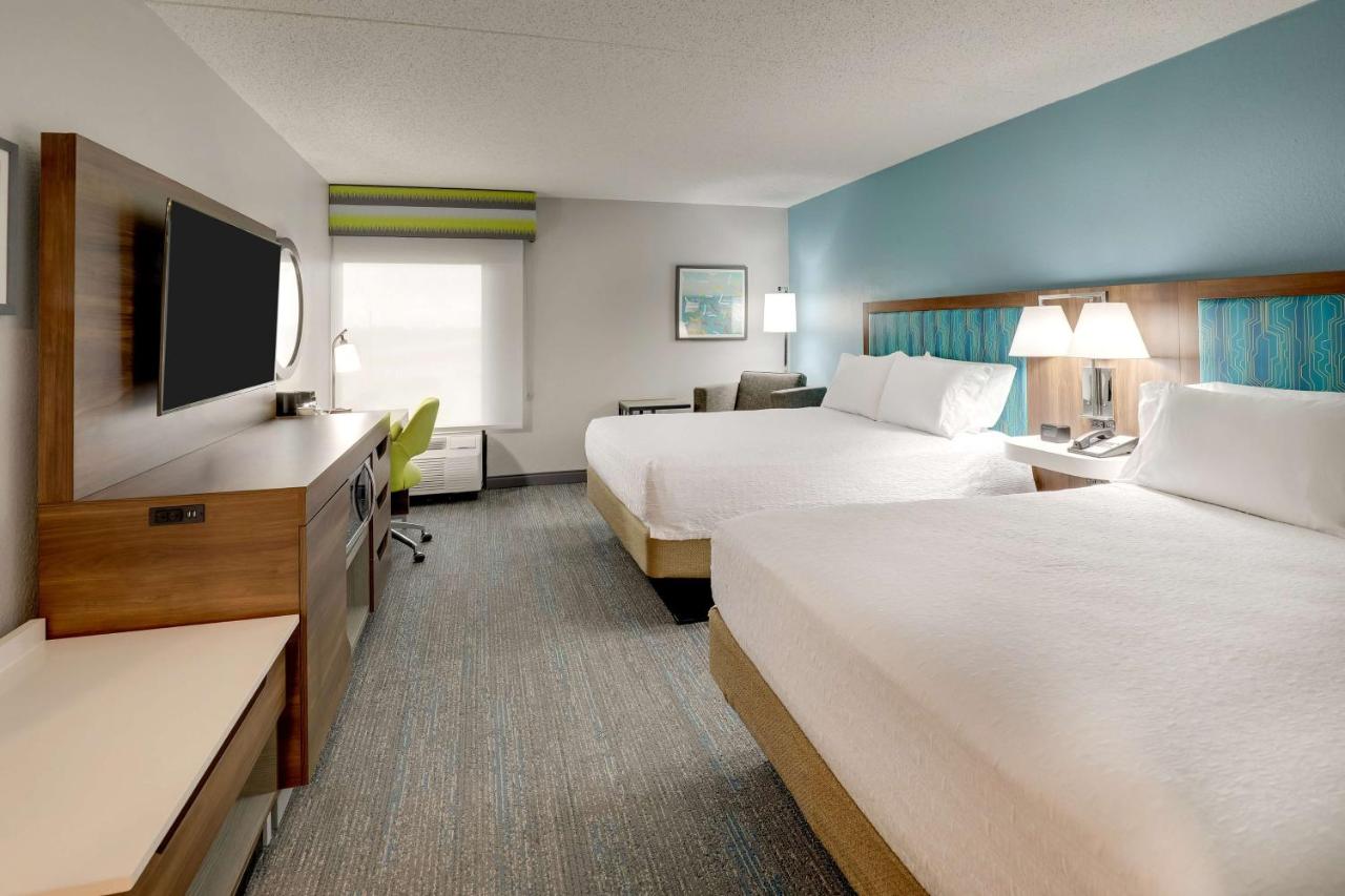 Double Room with Two Double Beds - Non-Smoking at Hampton Inn Lebanon