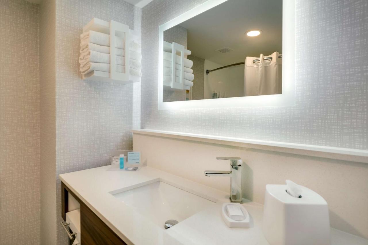 Double Room with Two Double Beds - Non-Smoking at Hampton Inn Lebanon