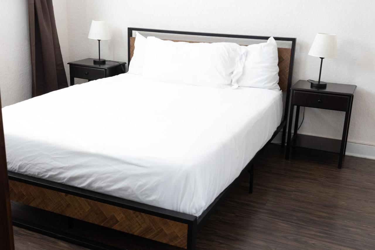 | Hunter Arms Hotel