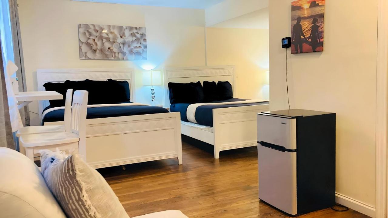 Deluxe Double Room with Sea View at Long Beach Hotel