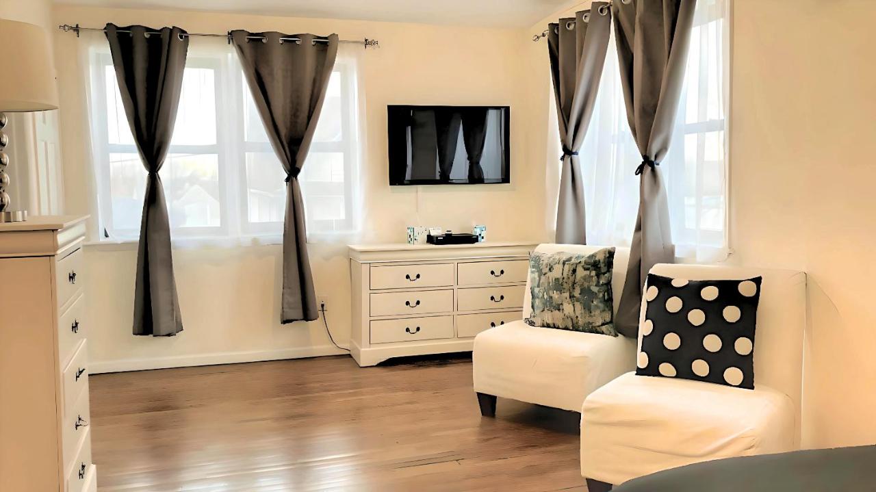 Deluxe Double Room with Sea View at Long Beach Hotel