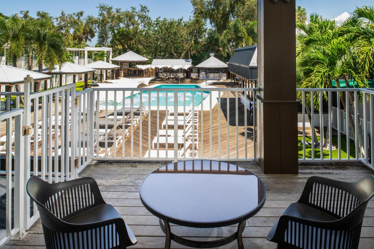 King Suite with Pool View at Casey Key Resorts - Mainland