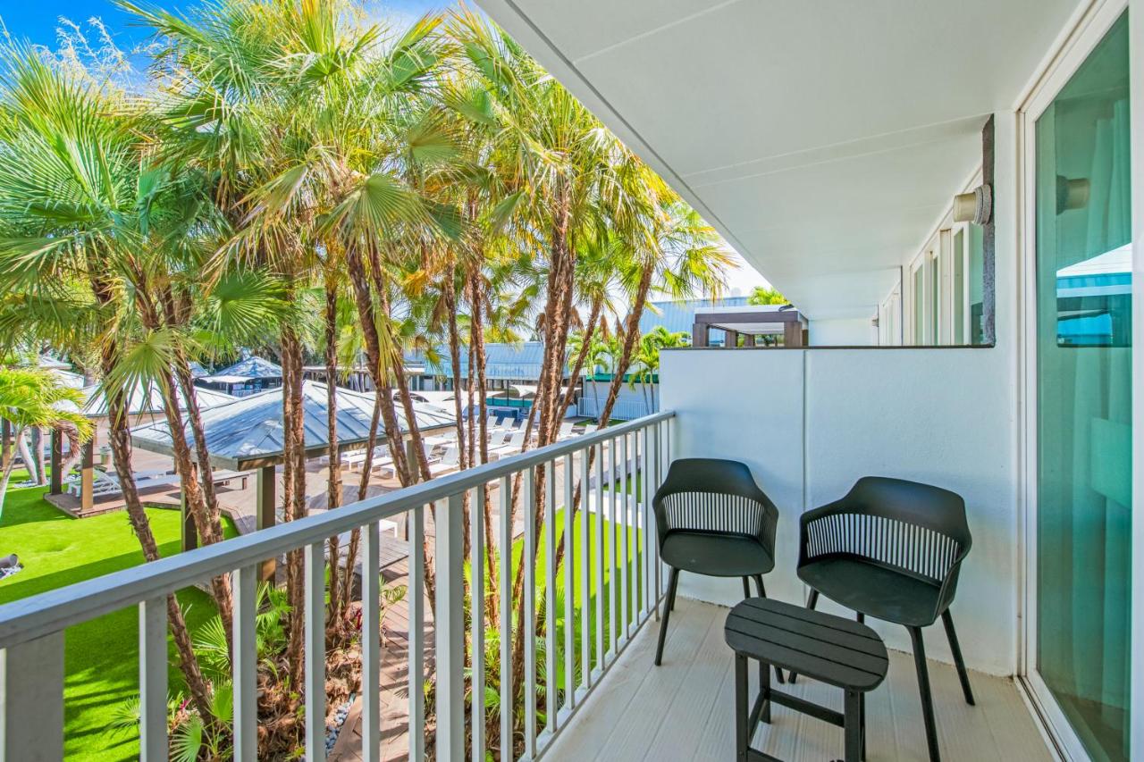 Double Room with Pool View at Casey Key Resorts - Mainland