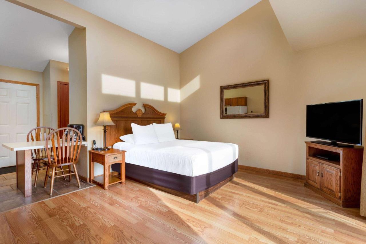  | Wyndham Tamarack