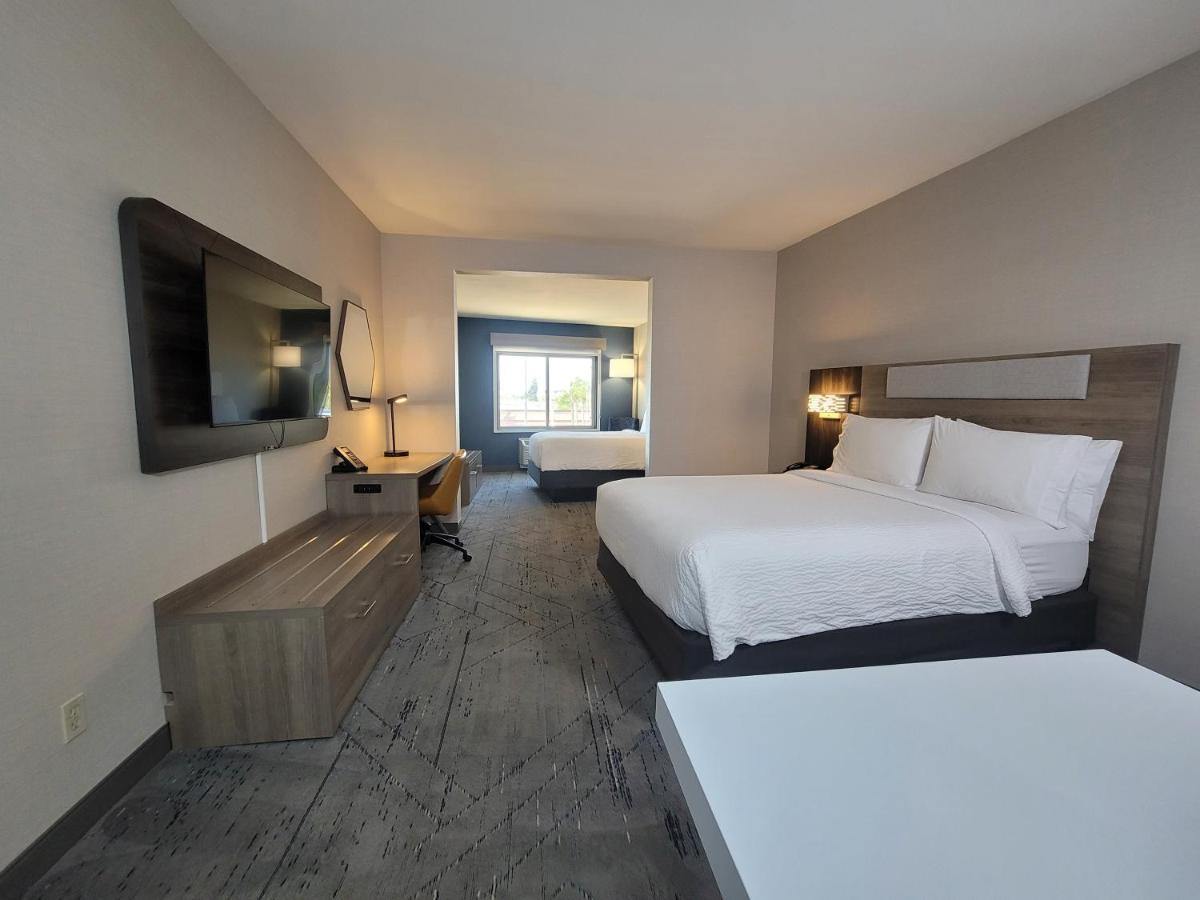  | Holiday Inn Express San Diego South - Chula Vista, an IHG Hotel