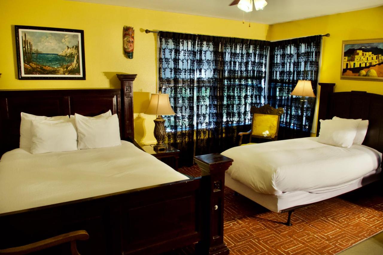 | Yosemite Bug Rustic Mountain Resort