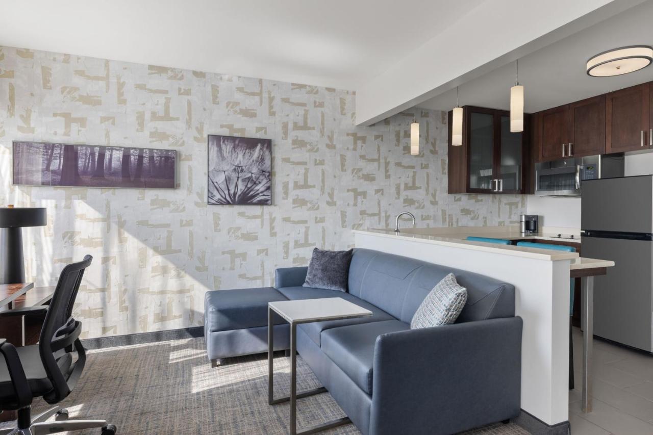  | Residence Inn by Marriott The Bronx at Metro Center Atrium