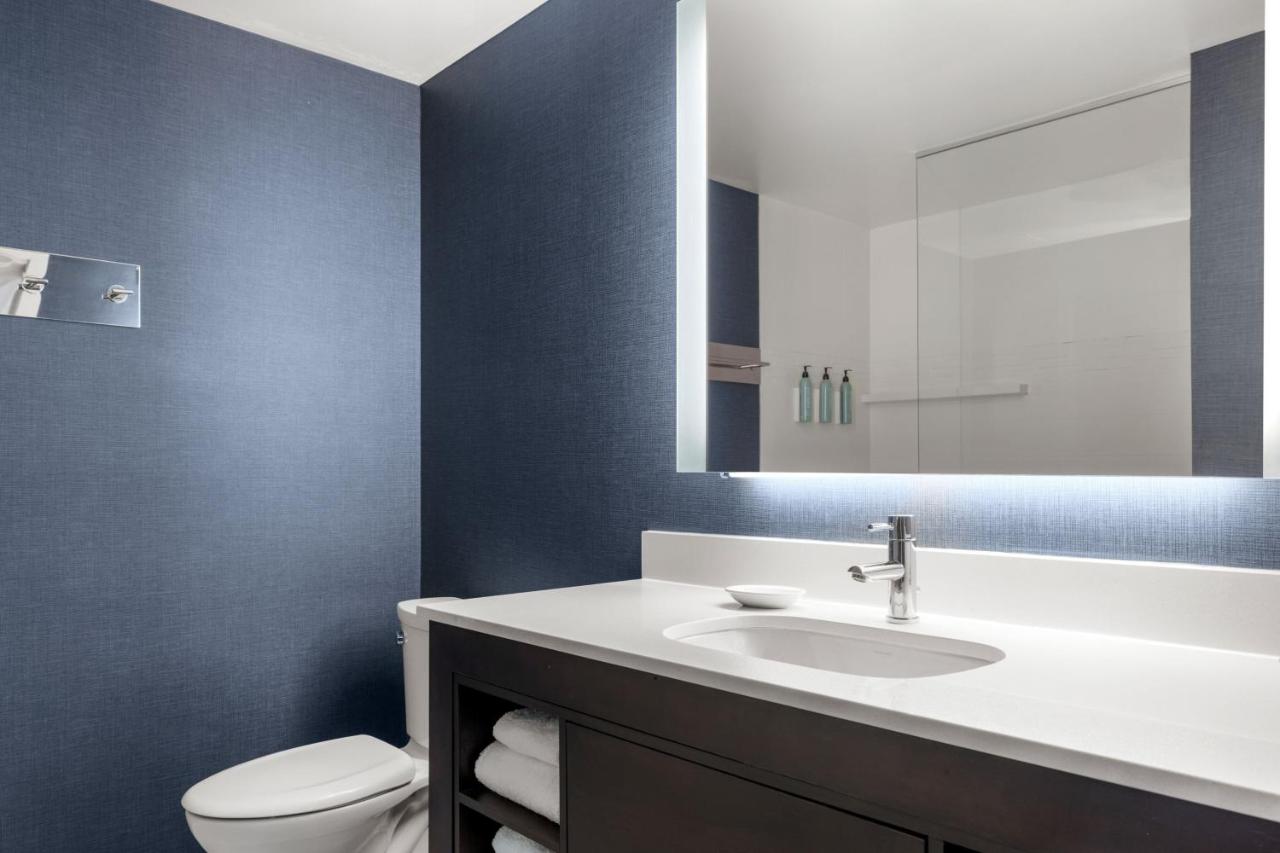  | Residence Inn by Marriott The Bronx at Metro Center Atrium