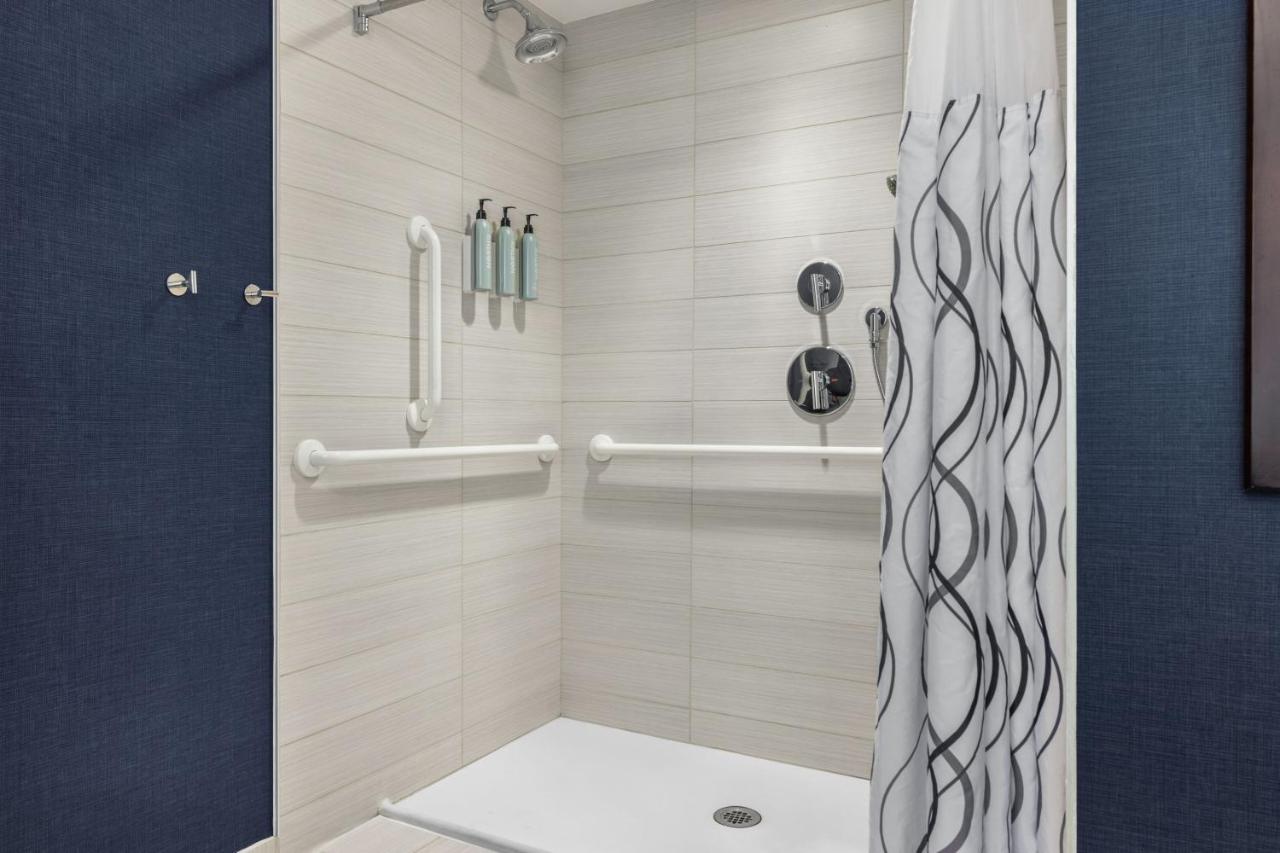  | Residence Inn by Marriott The Bronx at Metro Center Atrium