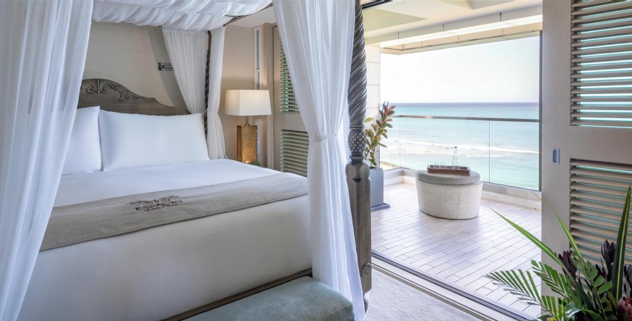 Oceanfront Sapphire Suite - 2 Bedroom Plus Den at Espacio The Jewel Of Waikiki