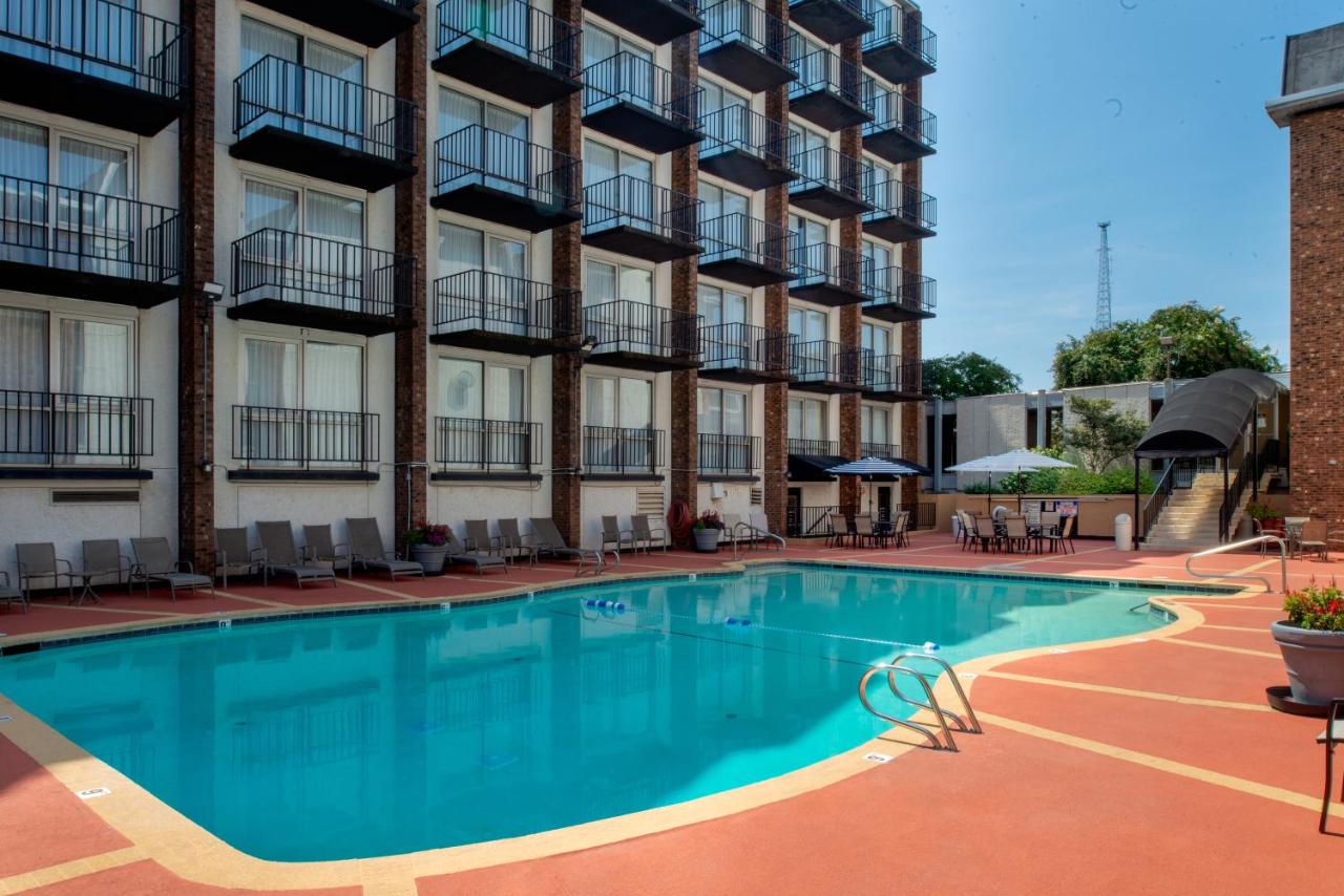  | Hawthorne Inn & Conference Center