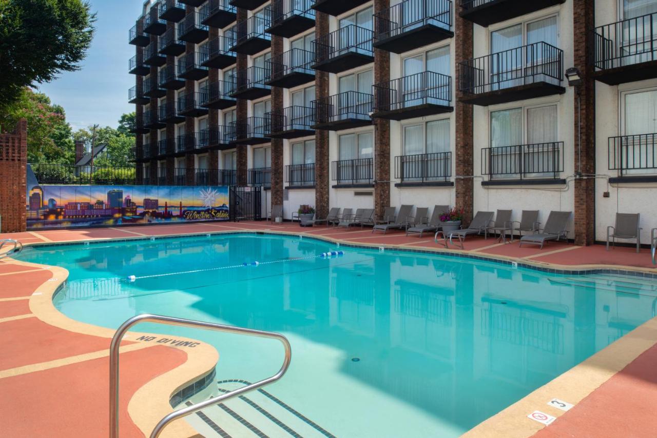 | Hawthorne Inn & Conference Center