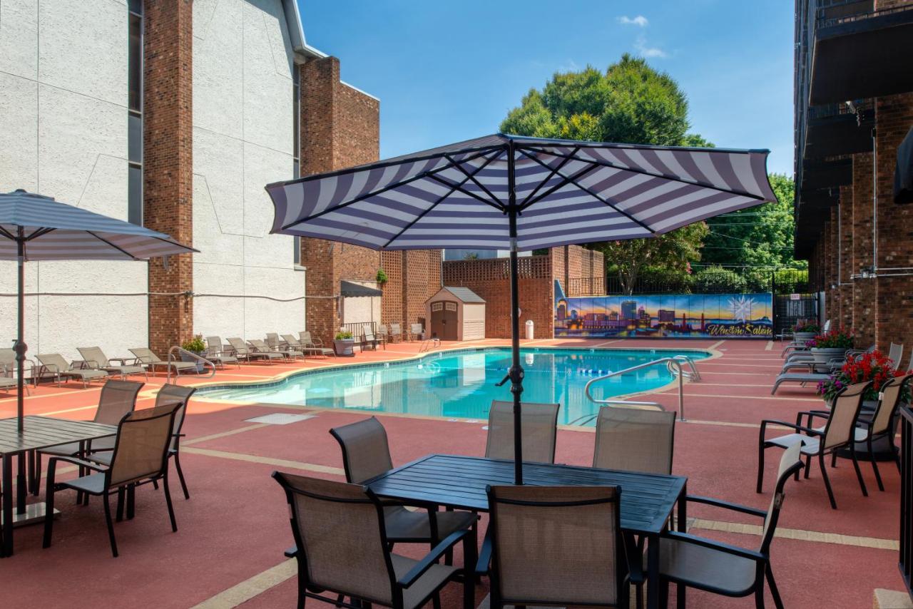 | Hawthorne Inn & Conference Center